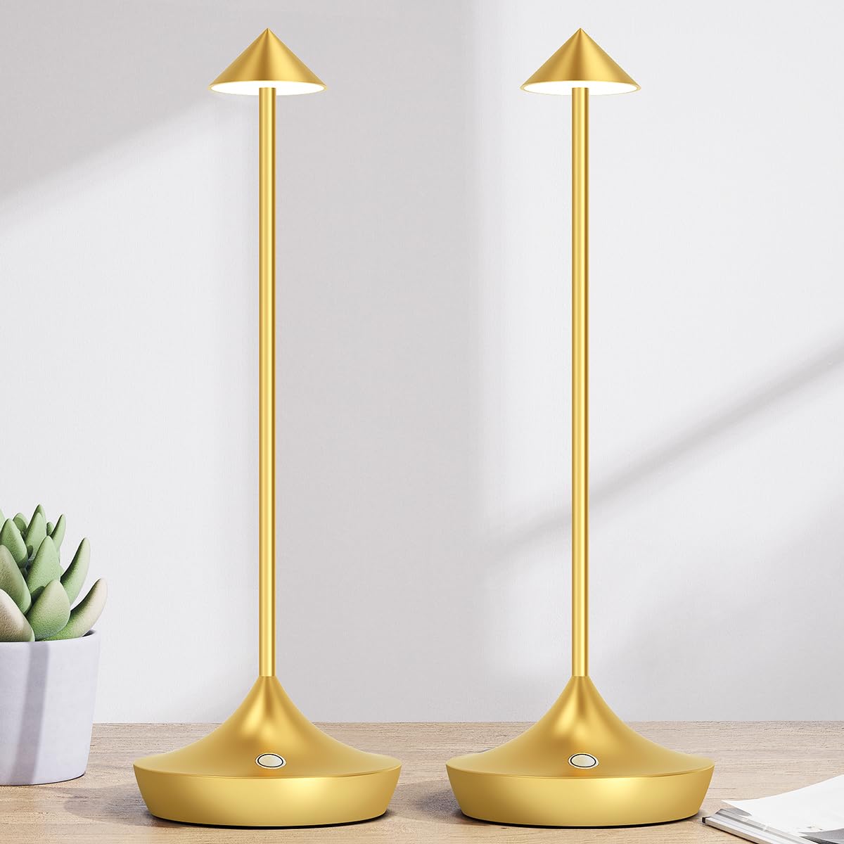 LED-Batterie Tischlampe Drahtloses , modernem Aluminium Dimmable Wireless Tischlampe 6000 mAh, wasserdicht, Tischlampen wiederaufladbar für Innen-Aussentisch Tisch Restaurant