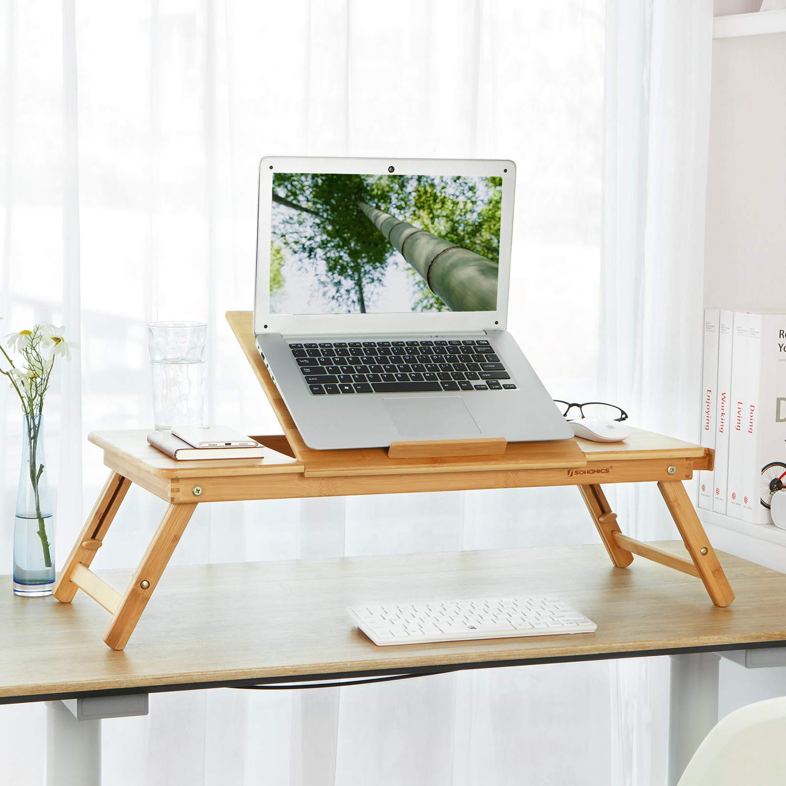 Laptoptisch für Bett, Laptopständer, Winkel- und höhenverstellbar, klappbare Beine, für Laptops bis 15,6 Zoll, Arbeiten, Lesen, Bambusbeine, Schublade, 55,5 x 34,9 cm, vintagebraun LLD105B01