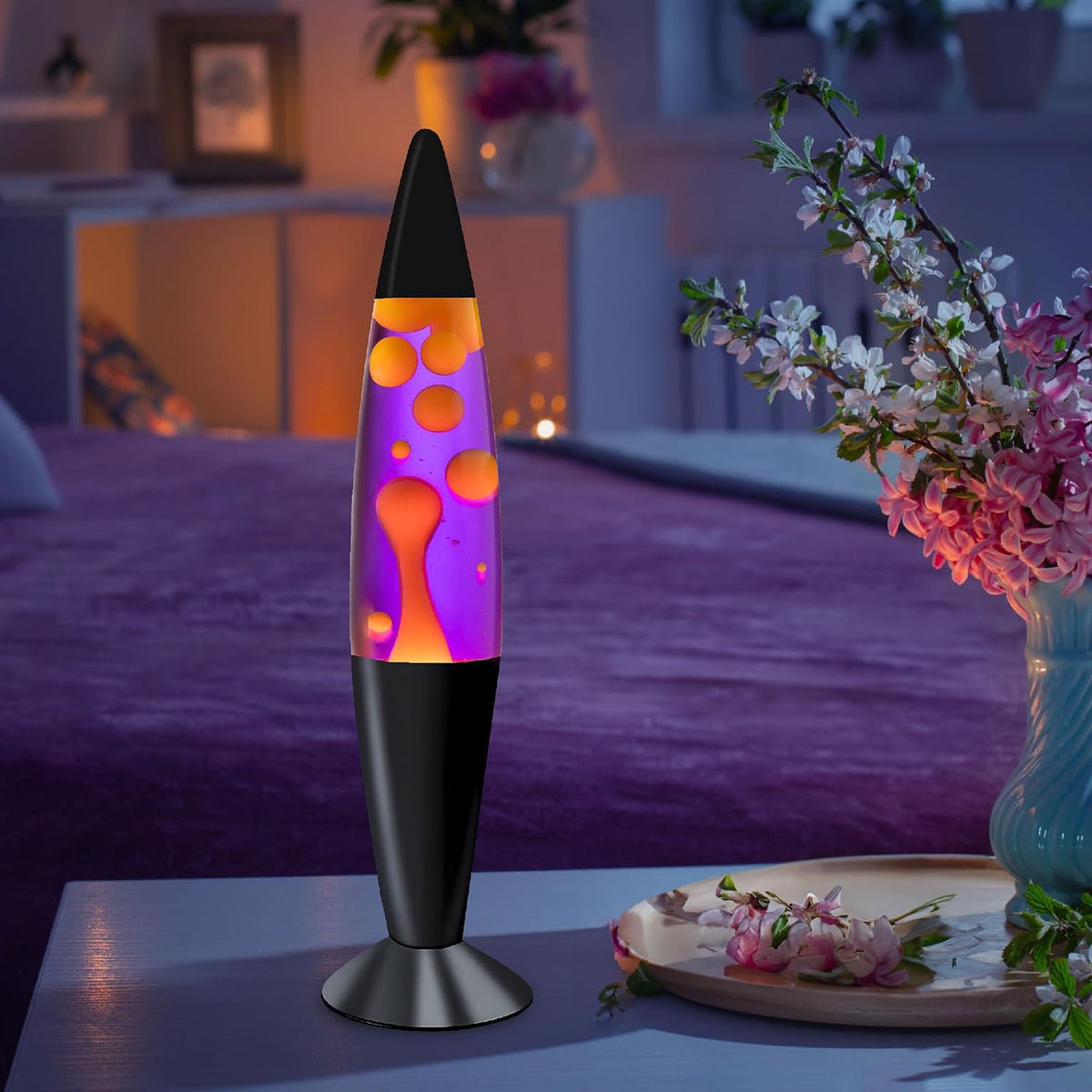 Jambo Liquid-Motion-Lampe mit schwarzem Sockel (Black Base, Purple Liquid, Yellow Wax, 16")