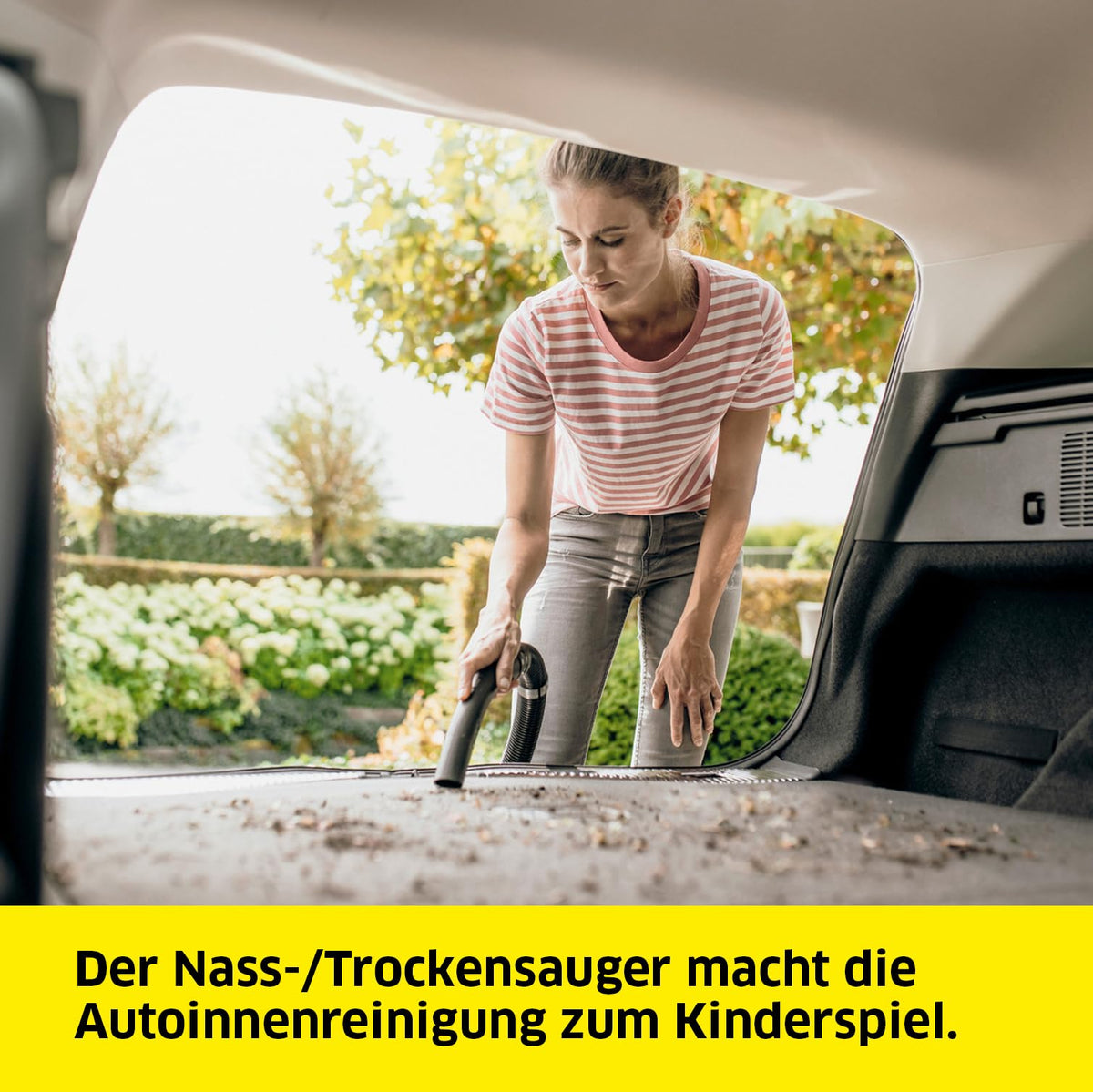 KÄRCHER WD 4 V-20/5/22 Nass-& Trockensauger, 20 l Kunststoffbehälter, 5 m Kabel, 2,2 m Saugschlauch, Clips-Bodendüse, „Pull & Push“-Verschlusssystem, Flachfaltenfilter und Vliesfilterbeutel, Gelb
