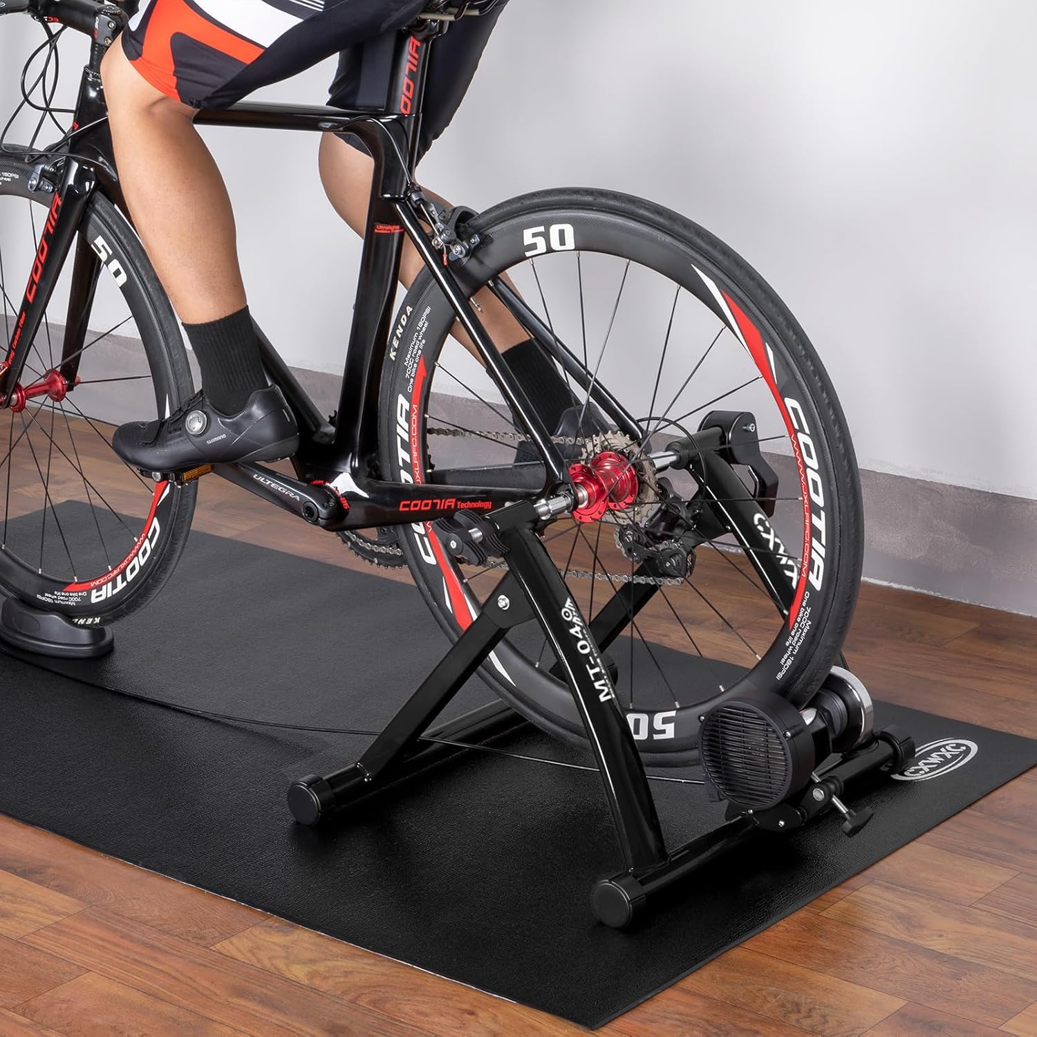 Fahrrad Rollentrainer, Klappbar Stahl Bike Trainer mit Schnellspanner Vorderradunterlage Radtrainer für 26-29 Zoll Fahrradtraining Fahrradfahren Zuhause Indoor