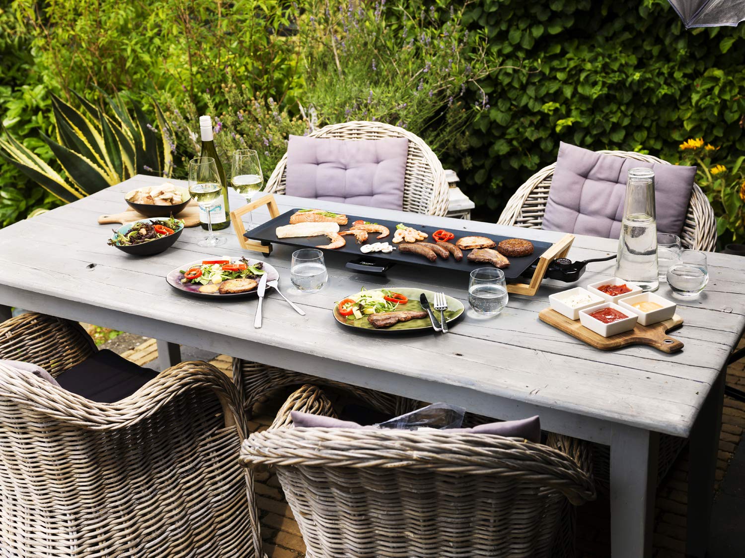 Teppanyaki Grillplatte in Asien Design, mit Bambusgriffen