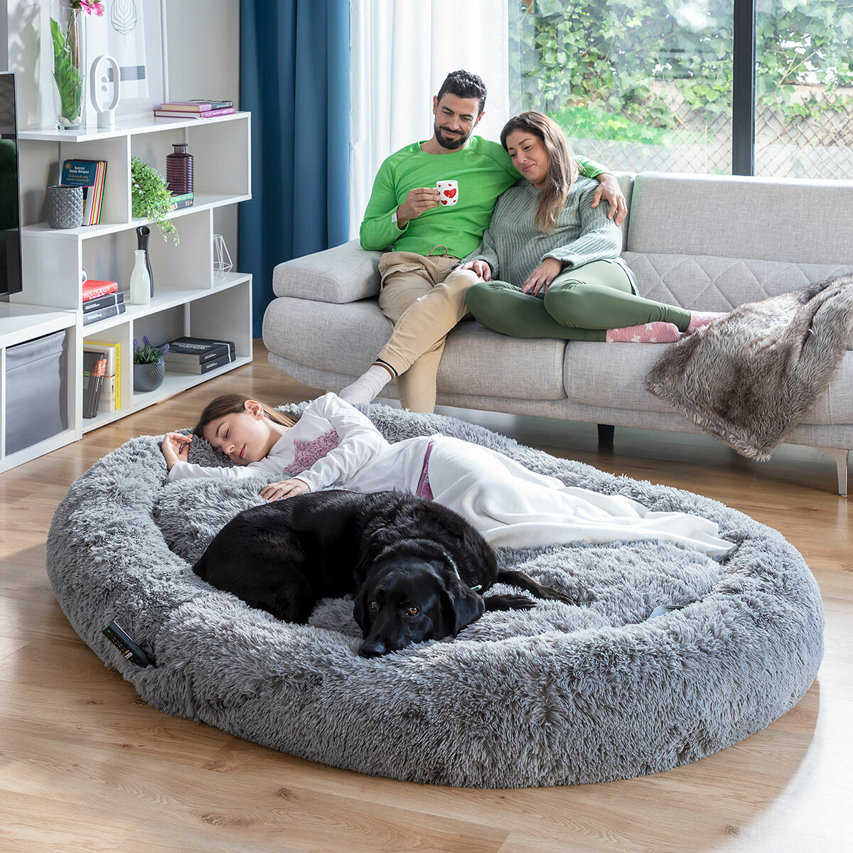 Hundebett für Menschen | Human Dog Bed XXL Grau