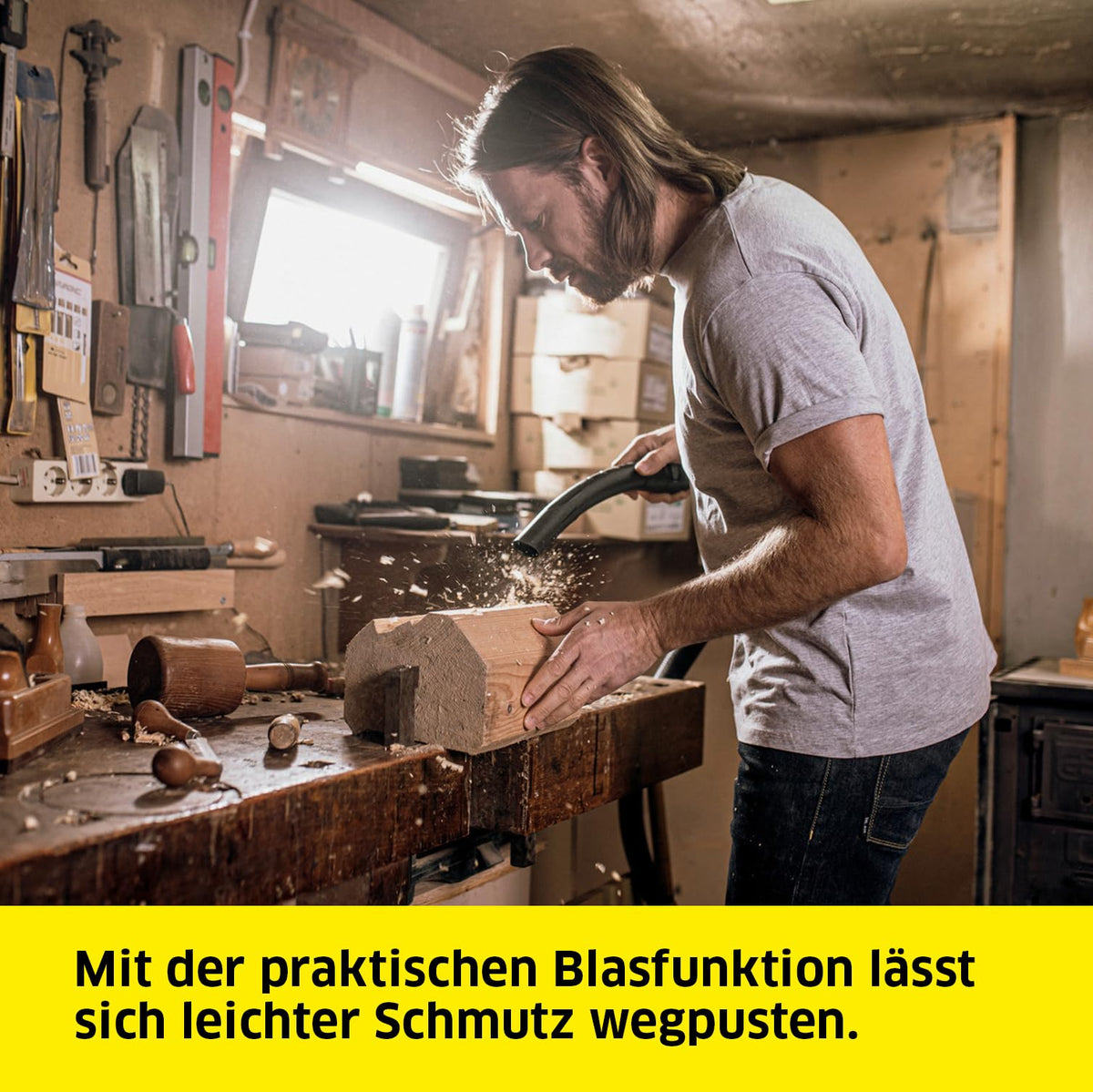KÄRCHER WD 4 V-20/5/22 Nass-& Trockensauger, 20 l Kunststoffbehälter, 5 m Kabel, 2,2 m Saugschlauch, Clips-Bodendüse, „Pull & Push“-Verschlusssystem, Flachfaltenfilter und Vliesfilterbeutel, Gelb