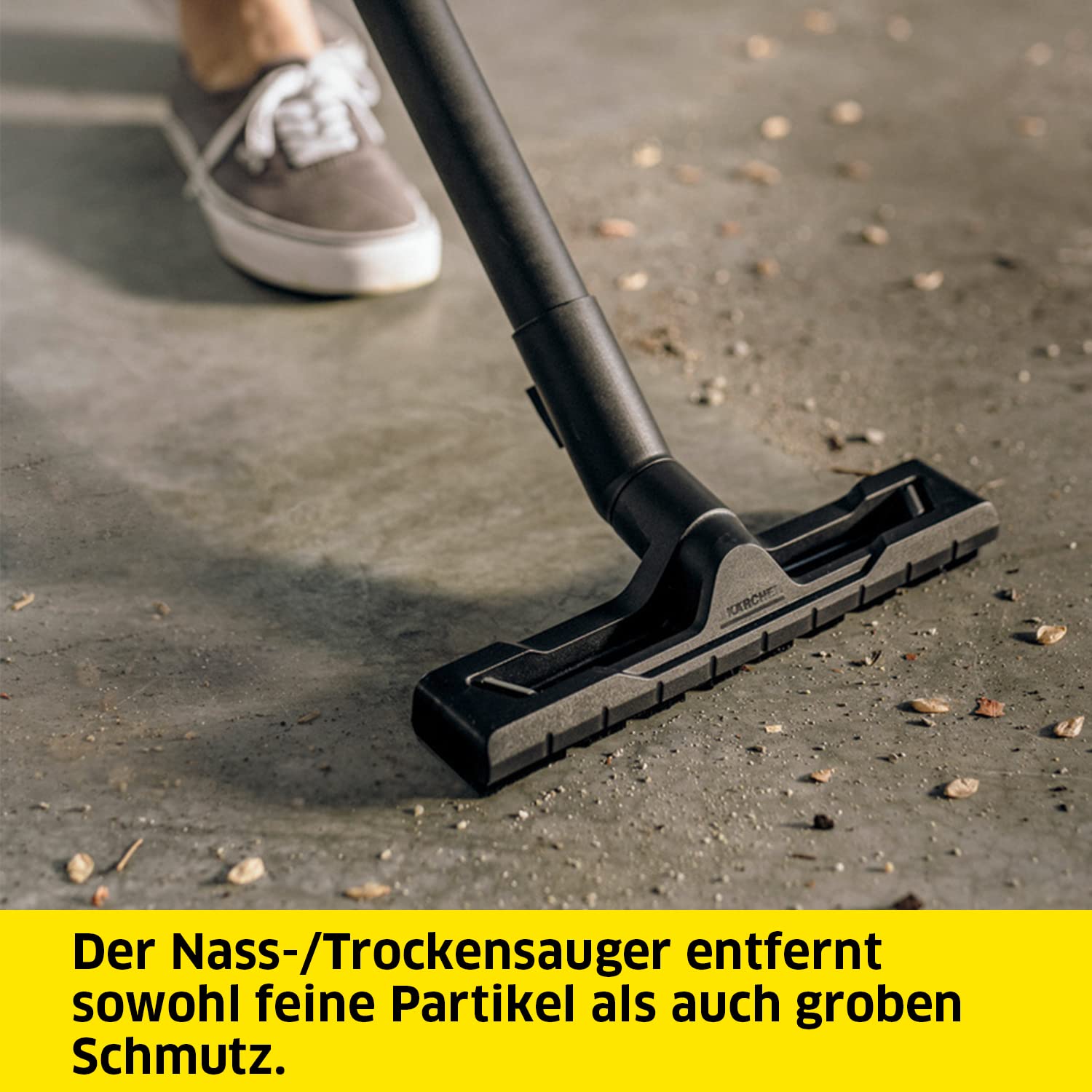 KÄRCHER Nass-/Trockensauger WD 2 Plus V-12/4/18/C, inkl. Patronenfilter, Vliesfilterbeutel, 1.000 W, Kunststoffbehälter: 12 l, Saugschlauch: 1,8 m, Blasfunktion, Boden- und Fugendüse, Schwarz, Gelb