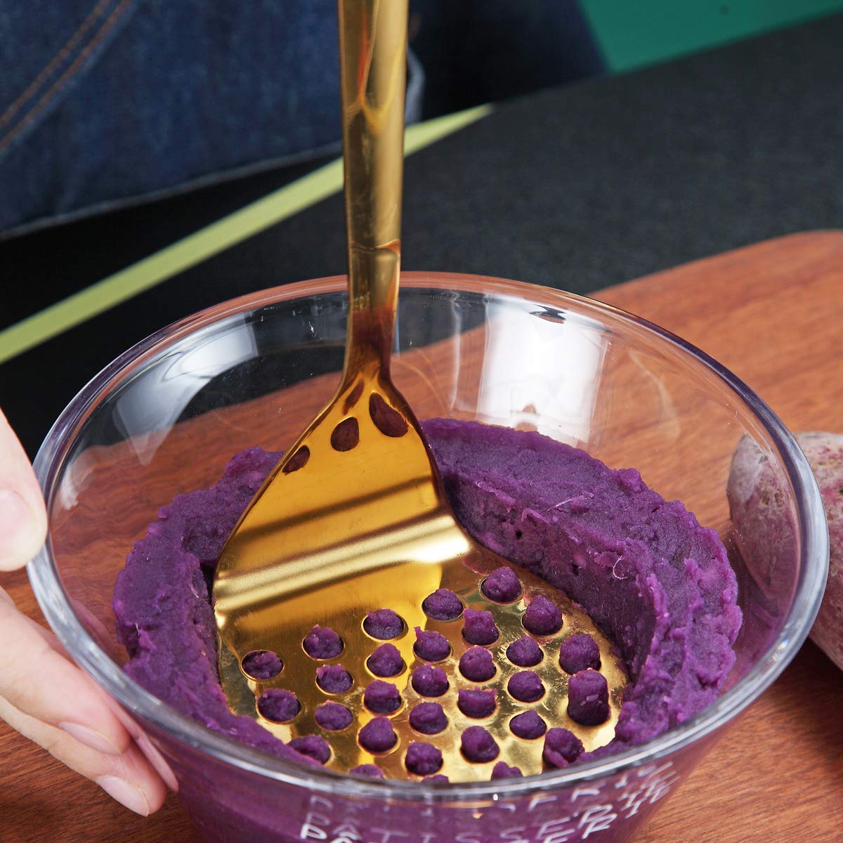 Goldfarbenes Kochutensilien Set, Edelstahl 13 Stück Küchenutensilien Set mit Titanbeschichtung, Küchenutensilien Set mit Utensilienhalter, Geschirrspüler-sicher, leicht zu reinigen