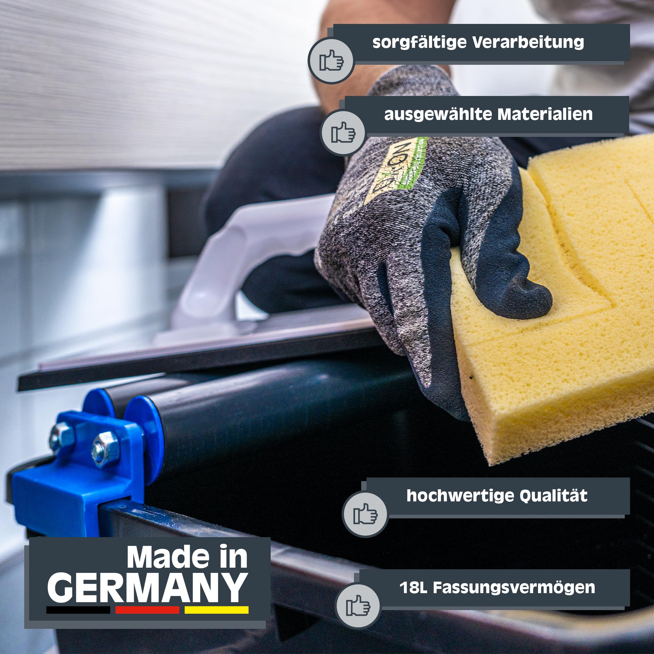 Tile washing set, 5-piece: 12-liter plastic bucket, double roller attachment, tile washing board and grouting board. Made in Germany. 