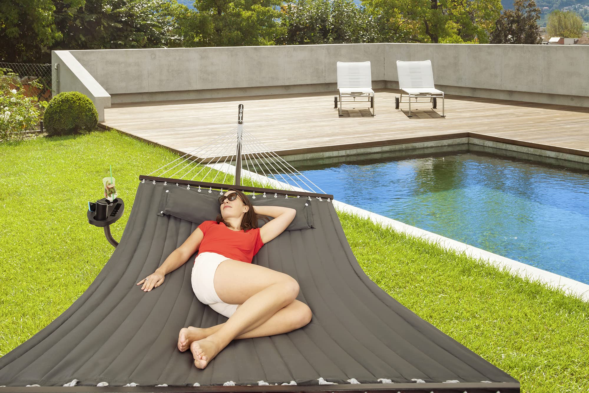 Hängematte mit Gestell und Tisch - Hängematte Outdoor für den Garten, Pool & Balkon - Großzügige Hängematten 2 Personen - Doppelhängematte mit Ständer und Beistelltisch - 200 kg Belastbarkeit