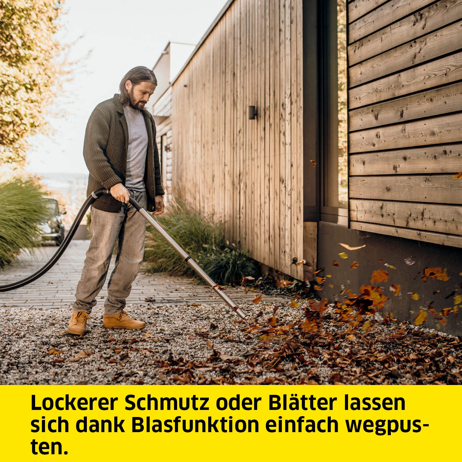 KÄRCHER Nass-/Trockensauger WD 2 Plus V-12/4/18/C, inkl. Patronenfilter, Vliesfilterbeutel, 1.000 W, Kunststoffbehälter: 12 l, Saugschlauch: 1,8 m, Blasfunktion, Boden- und Fugendüse, Schwarz, Gelb