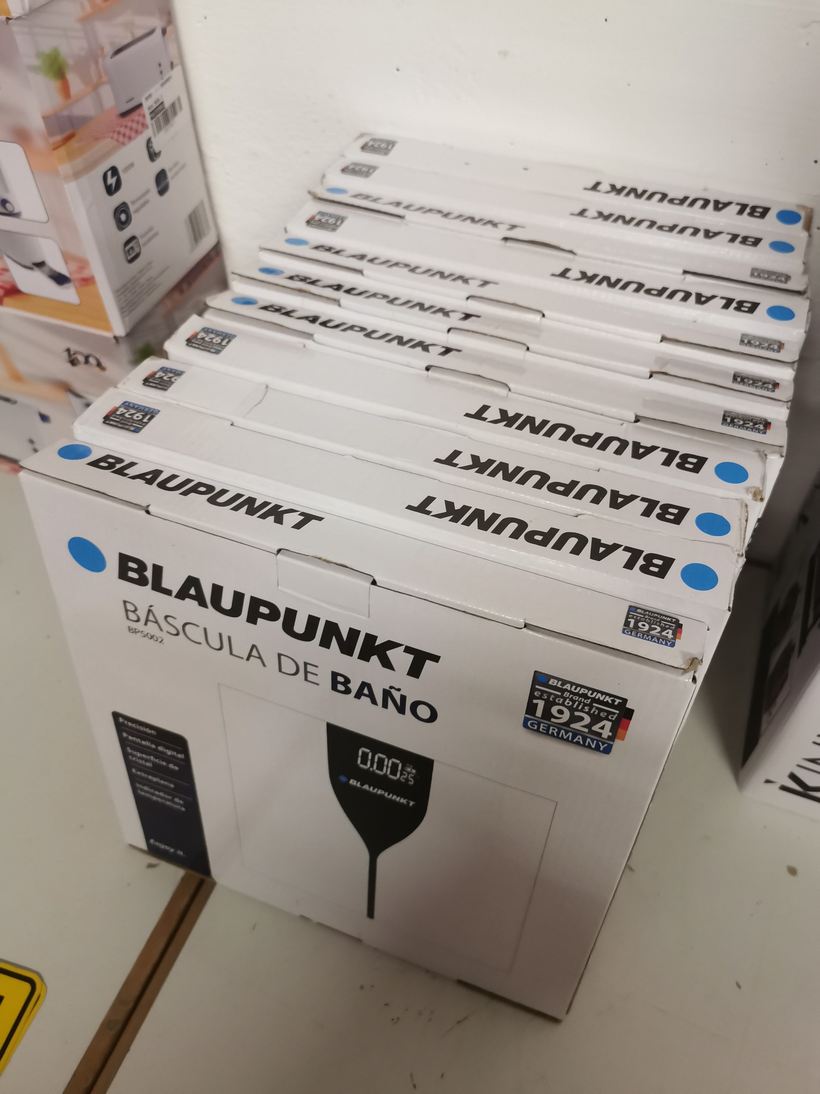Digitale Personenwaage Blaupunkt / 180 kg - NEU & OVP