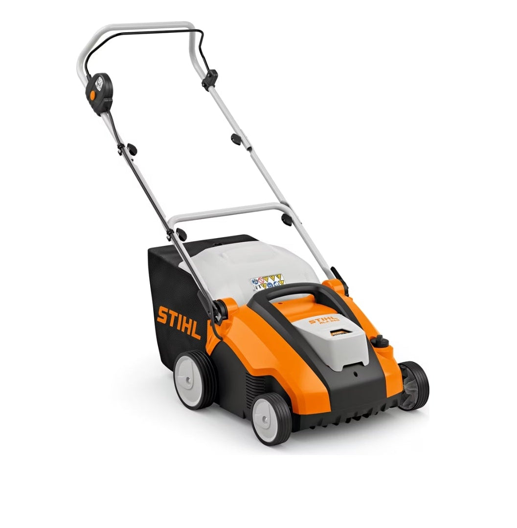 STIHL RLA 240 / Vertikutierer / Rasenlüfter - Restposten - ab Lager Schweiz!