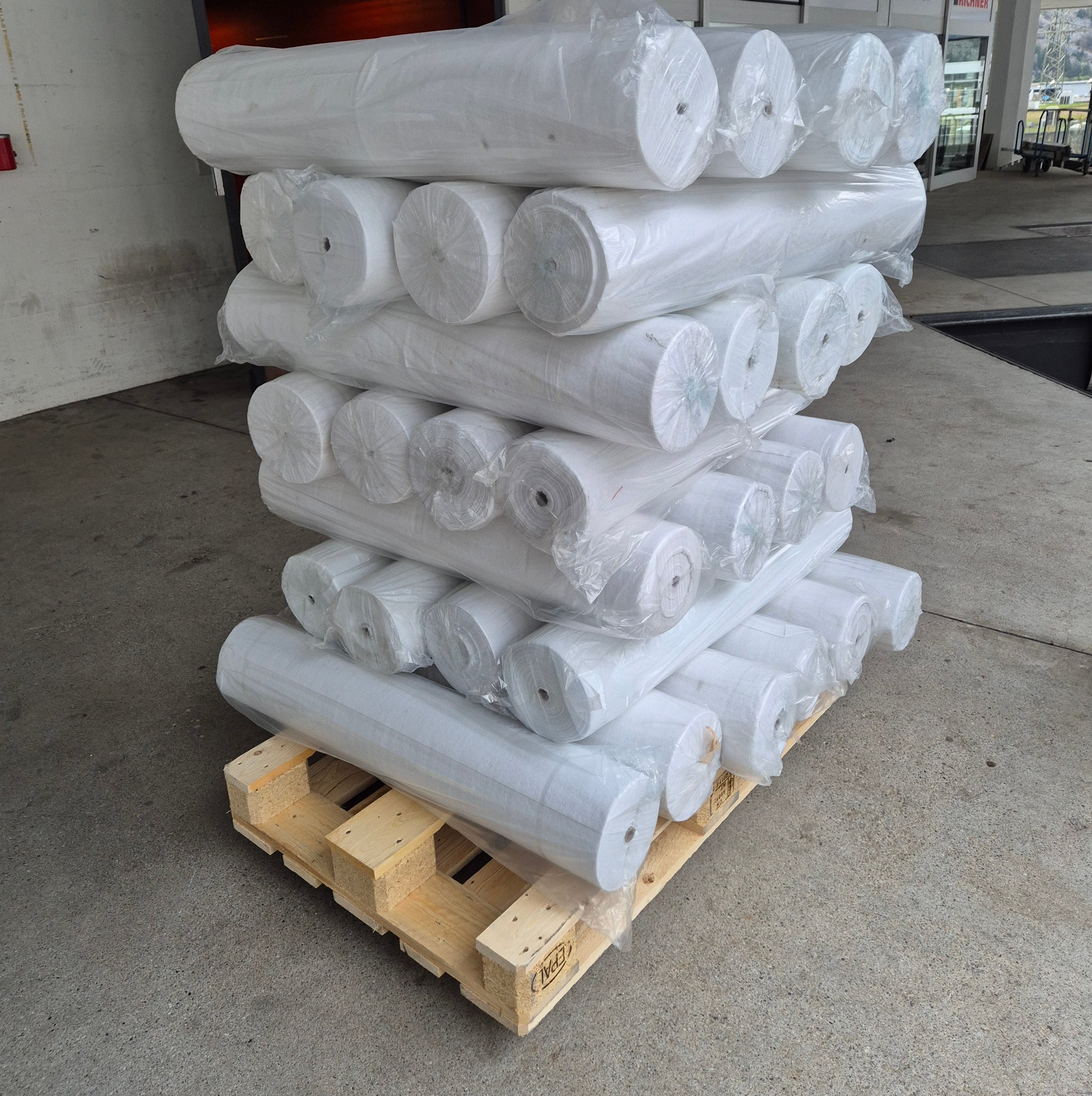 Abdeckvlies - Restposten - 50 m2 pro Rolle - Abverkauf!